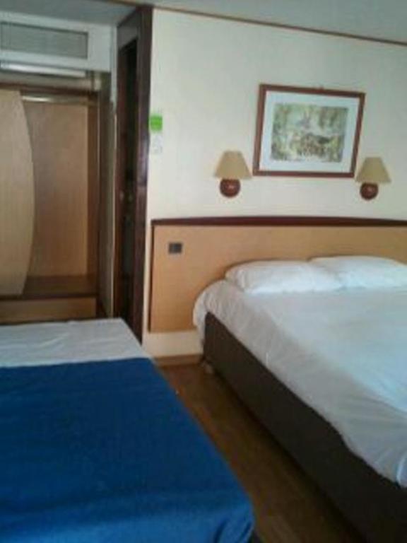 Campanile Bordeaux Ouest - Le Bouscat Hotel Luaran gambar