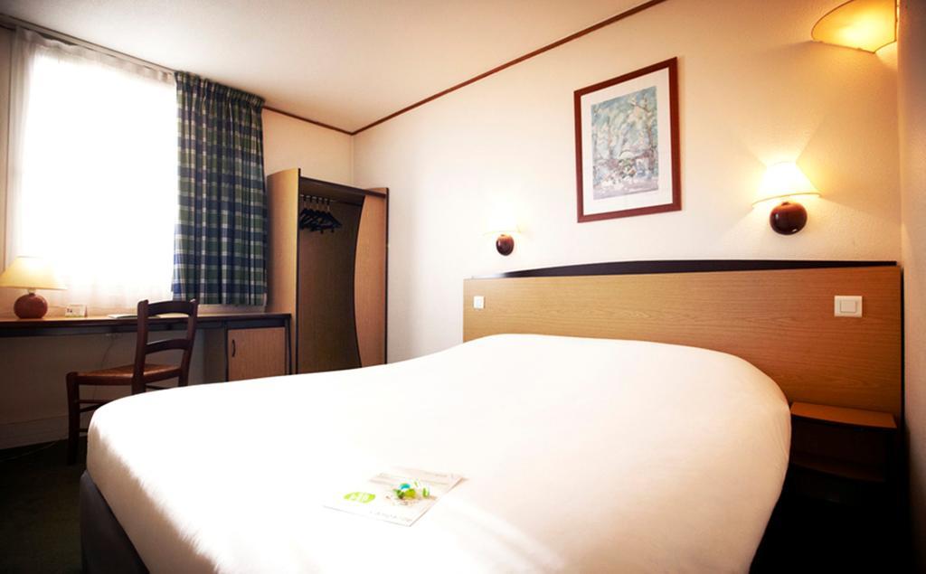 Campanile Bordeaux Ouest - Le Bouscat Hotel Bilik gambar